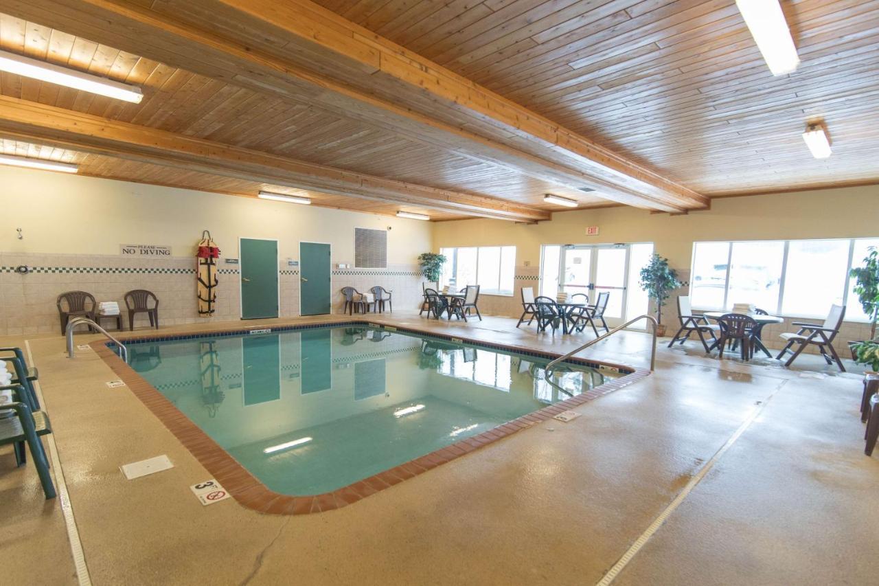 Holiday Inn Express & Suites Marquette By Ihg Kültér fotó