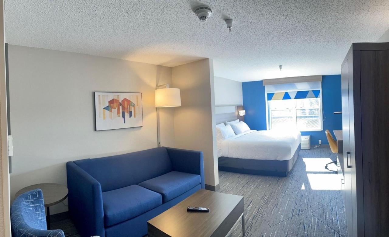 Holiday Inn Express & Suites Marquette By Ihg Kültér fotó