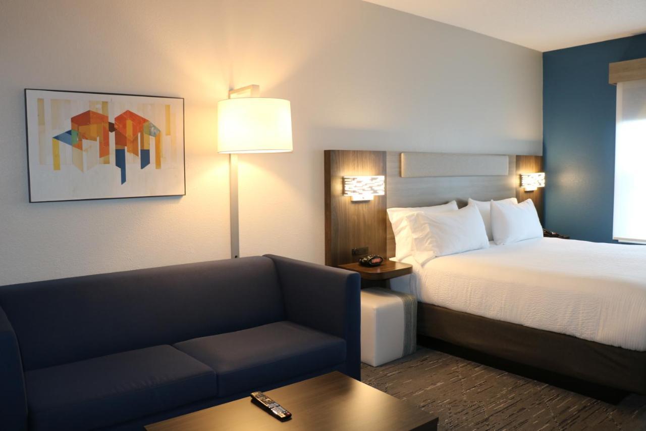Holiday Inn Express & Suites Marquette By Ihg Kültér fotó