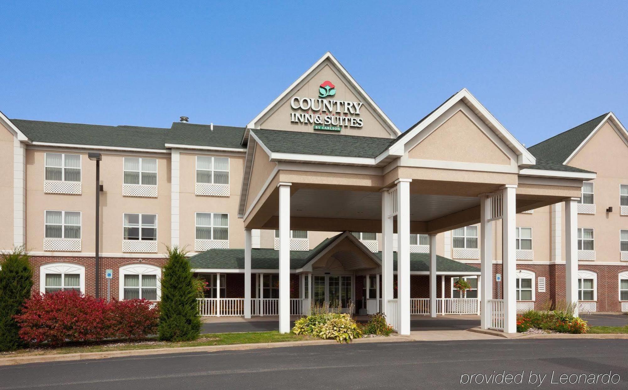 Holiday Inn Express & Suites Marquette By Ihg Kültér fotó