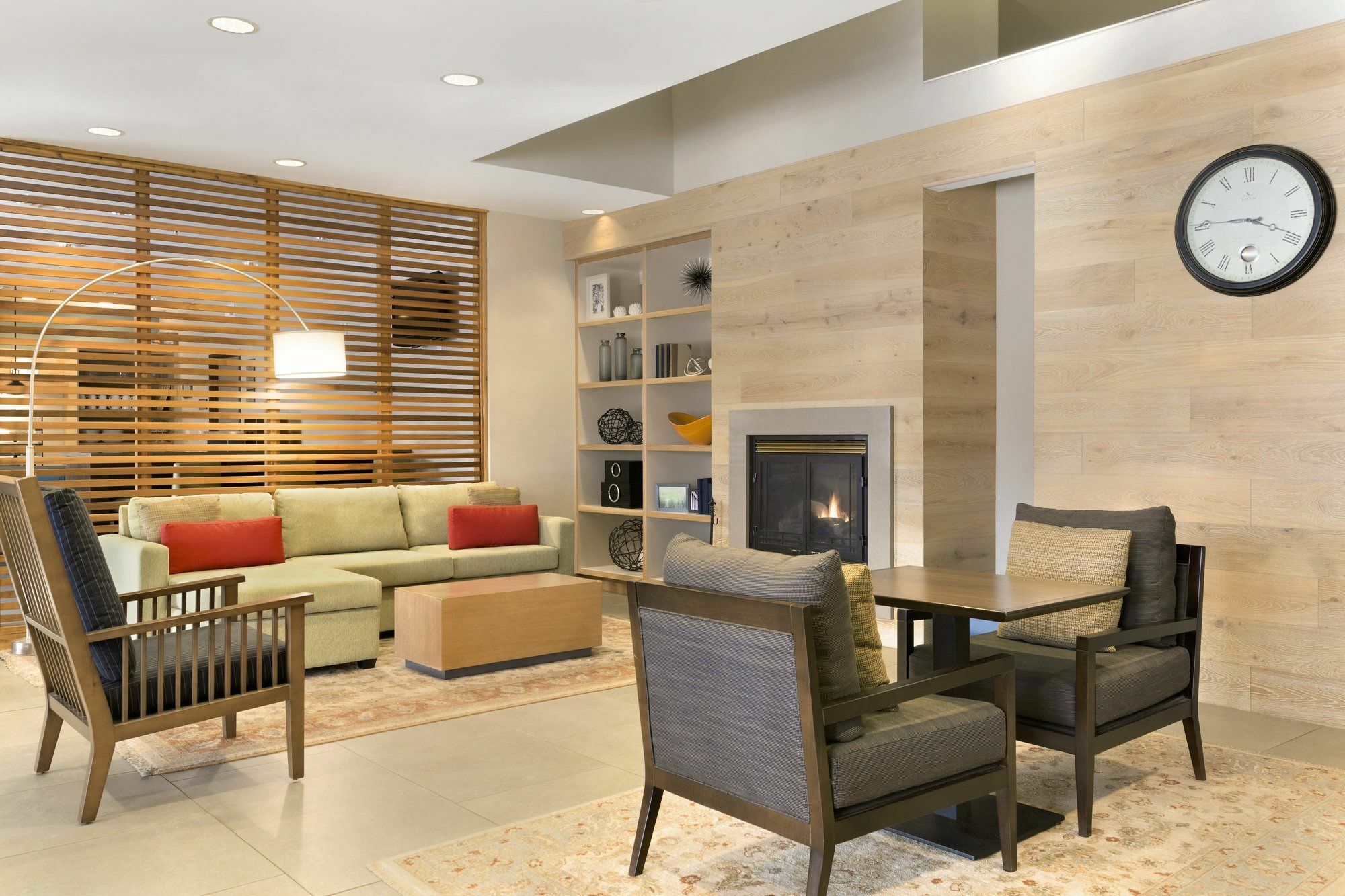 Holiday Inn Express & Suites Marquette By Ihg Kültér fotó